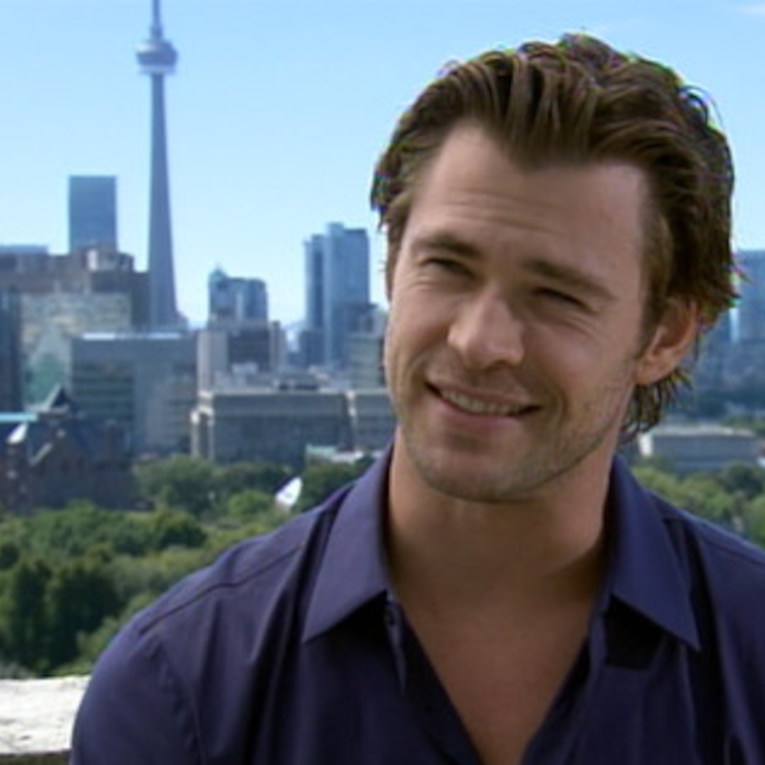 Chris Hemsworth Returning for "Snow White" Sequel?